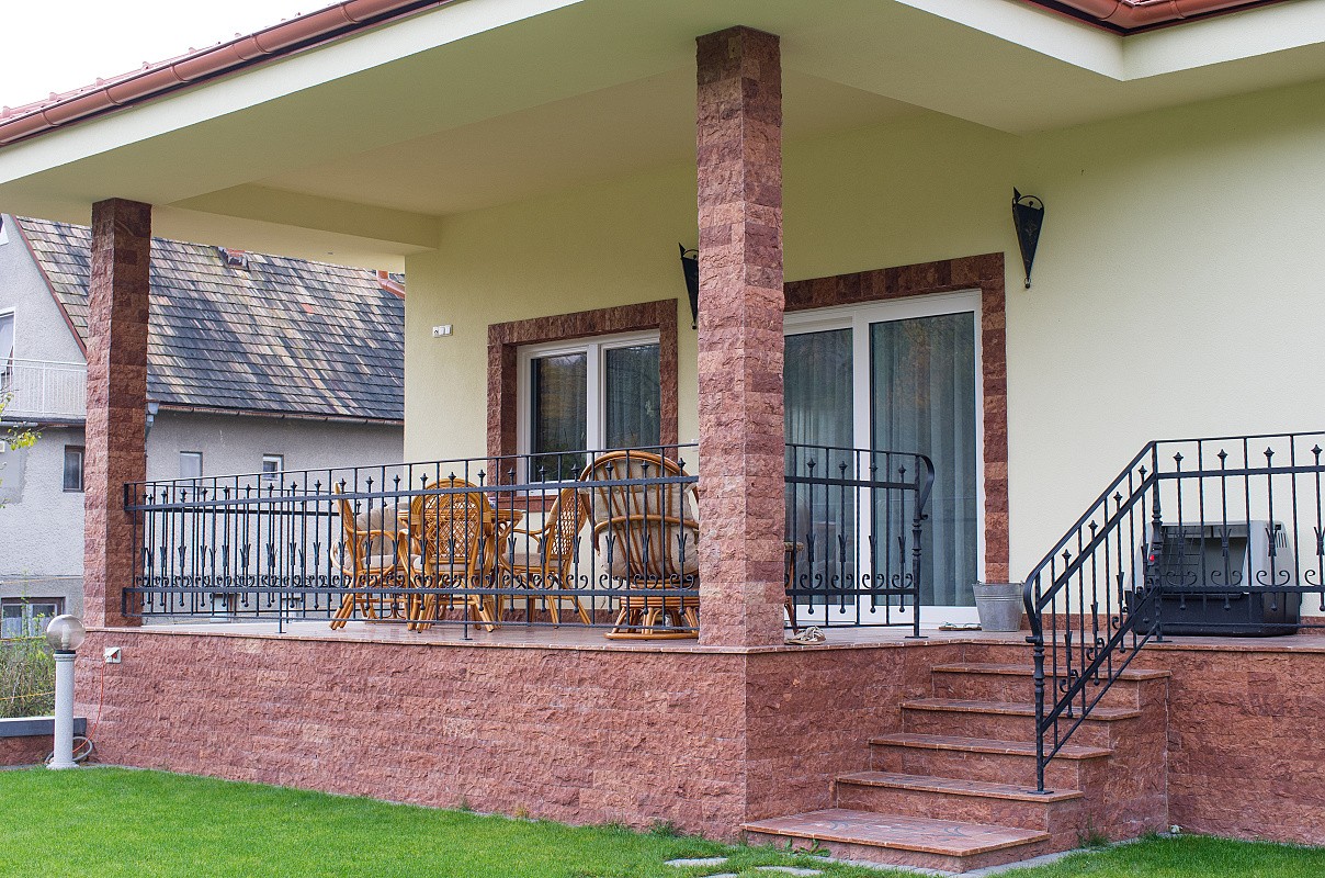 Exteriérový kamenný obklad