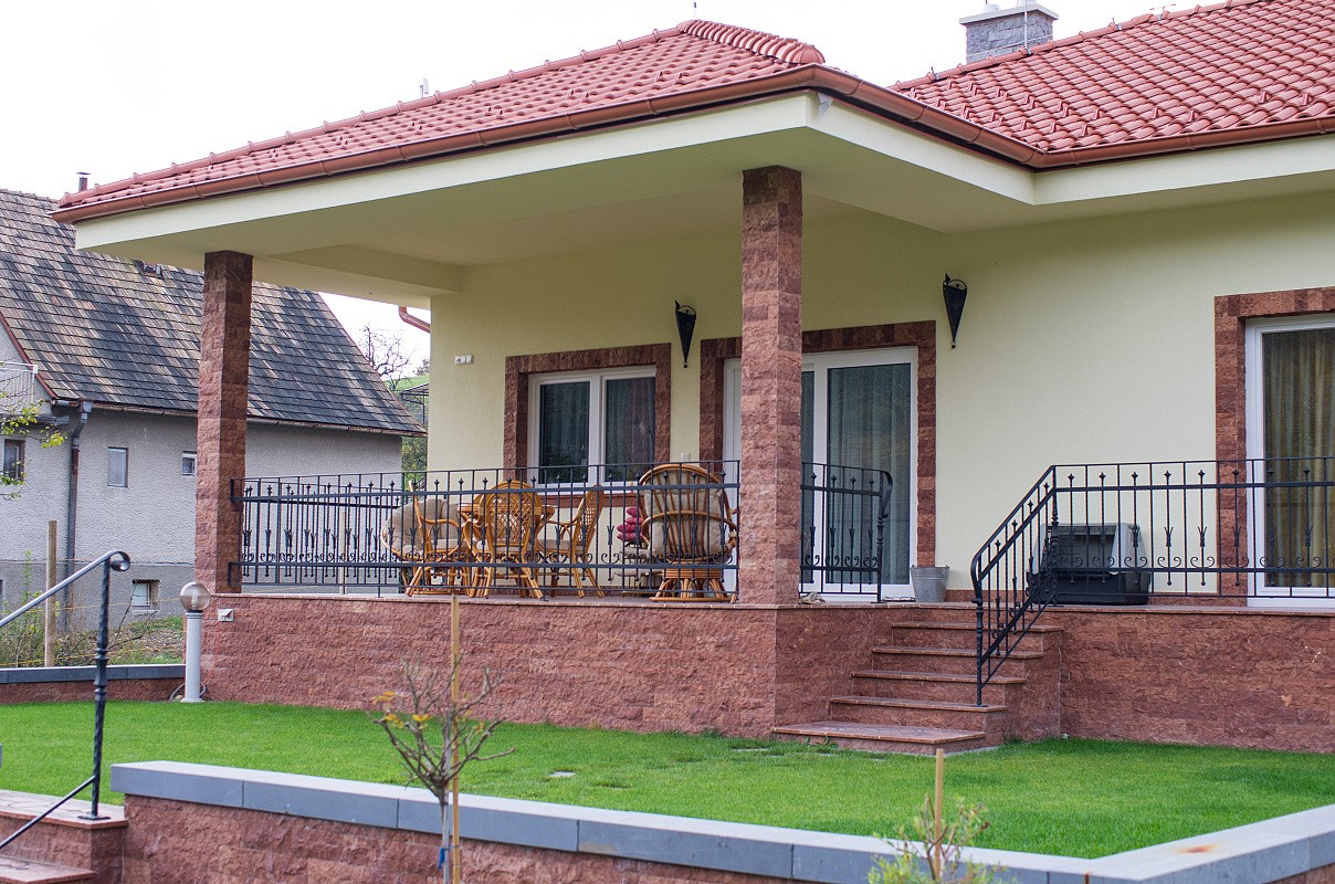 Exteriérový kamenný obklad