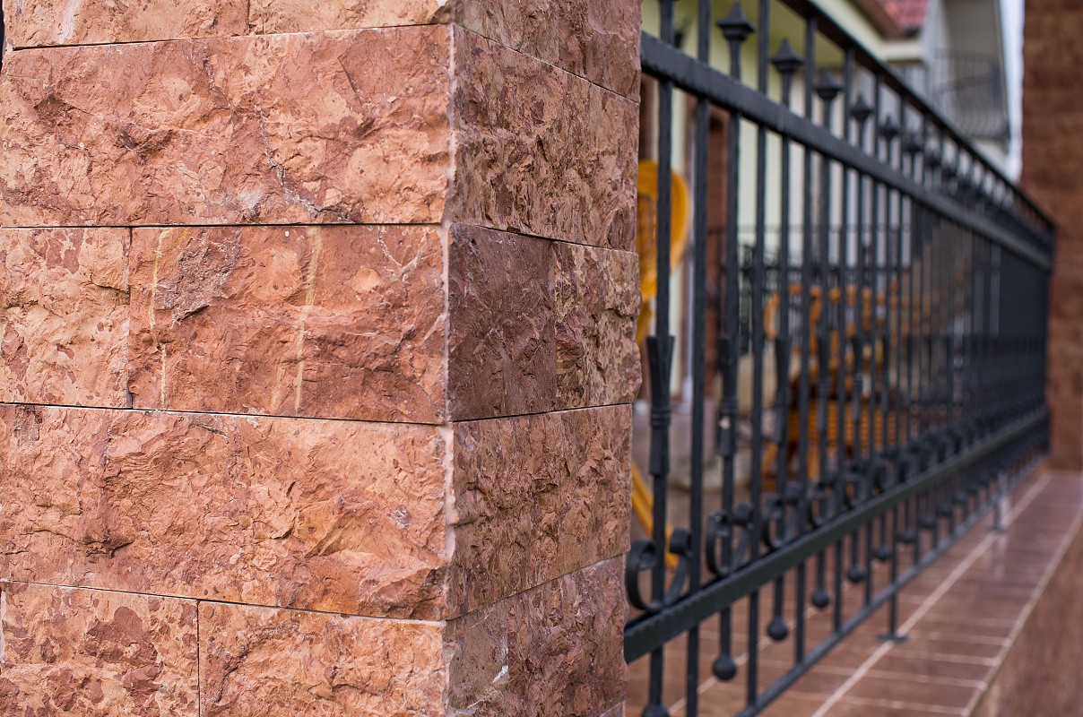 Exteriérový kamenný obklad