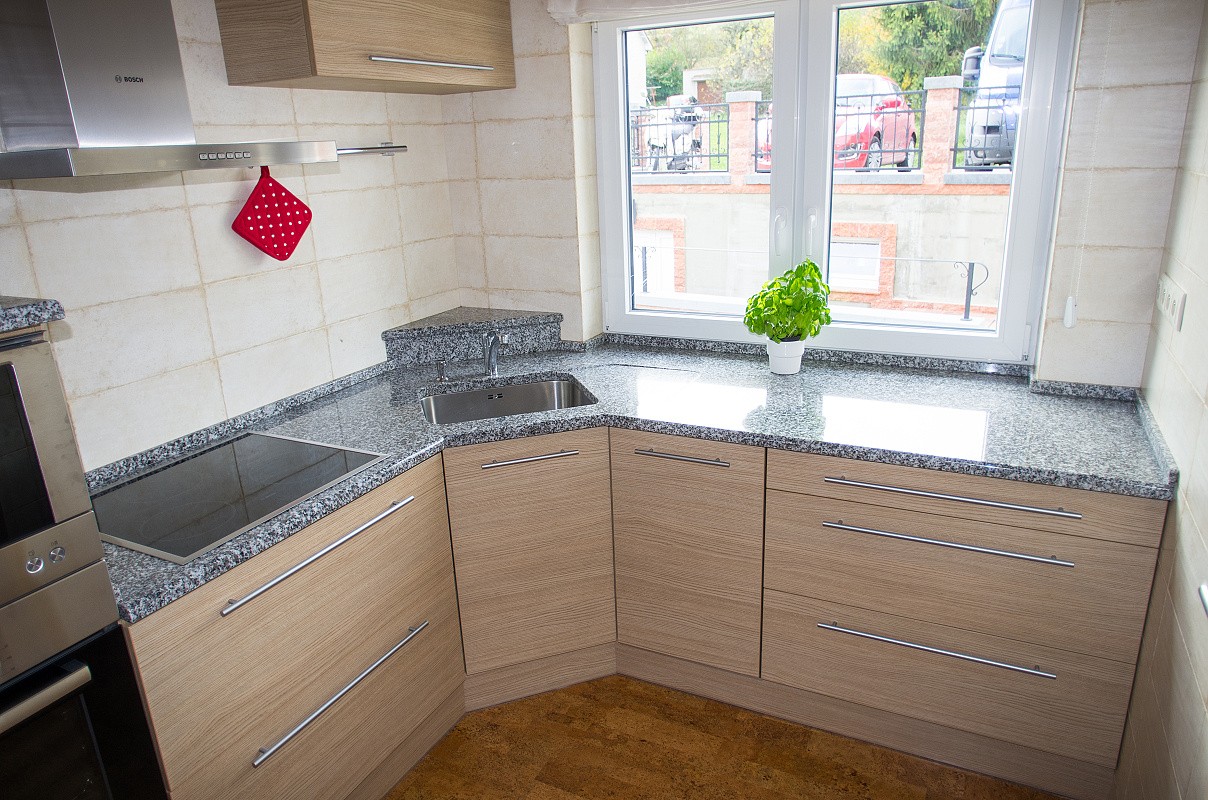 Žulová kuchynská pracovná doska