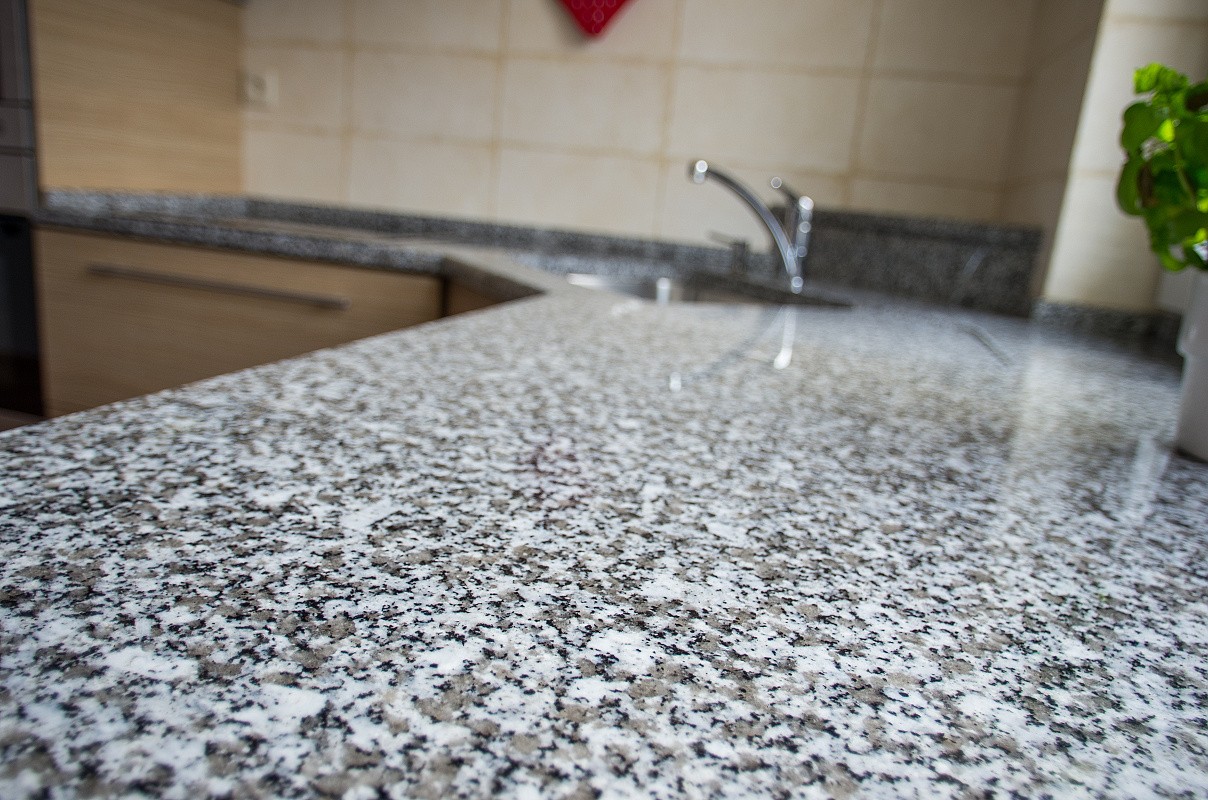 Žulová kuchynská pracovná doska